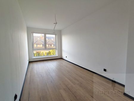 Przestronny dom, idealny dla dużej rodziny! - Photo 3