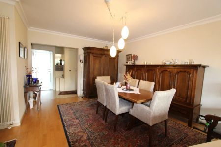 MOOI APPARTEMENT IN HET CENTRUM MET GARAGE - Photo 4