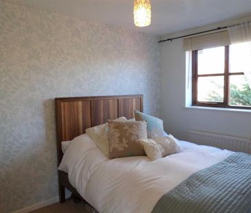 3 bedroom end of terrace house to rent - Photo 6
