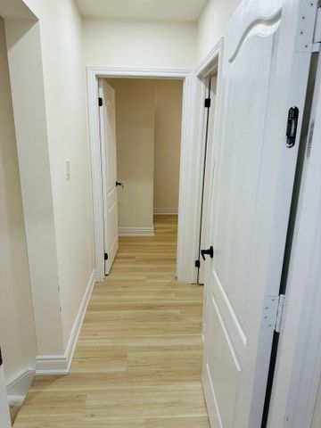 For Lease - 54 Periwinkle Street Unit# Legal apartment, Kitchener, Ontario - Photo 2