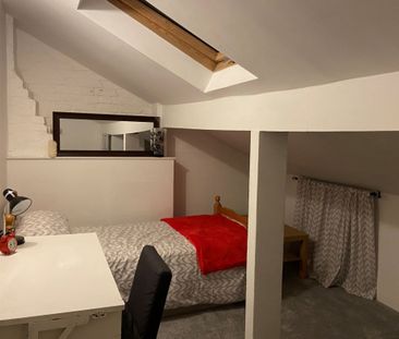 3 ROOMS IN HOUSE SHARE TO LET ELSHAM ROAD KENSINGTON LONDON W14 - Photo 2