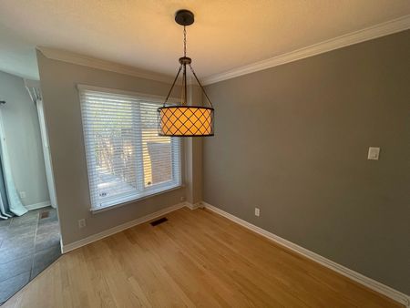 For Lease - 202 Forestglade Crescent, Hunt Club - South Keys and Area, Ontario - Photo 5