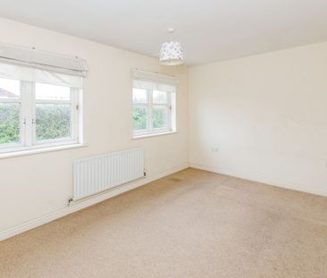 4 bedroom house to rent Lion Court, Worcester, WR1 - Photo 3