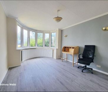 5 bedroom semi-detached house to rent - Photo 3
