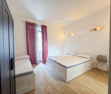 Via del Ponte allAsse, Florence, Tuscany 50144 - Photo 2