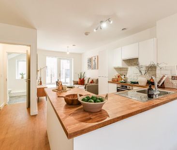 2 bedroom townhouse to rent - Photo 1