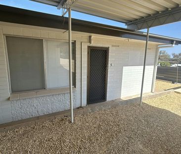 Furnished One Bedroom Unit - Photo 4