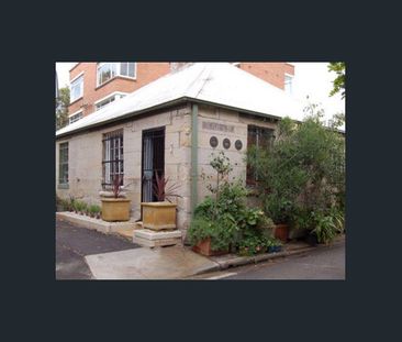 RARE, 1860's SANDSTONE COTTAGE - Photo 3