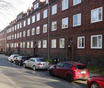 Gemütliche Dachgeschosswohnung in ruhiger Lage - Photo 1