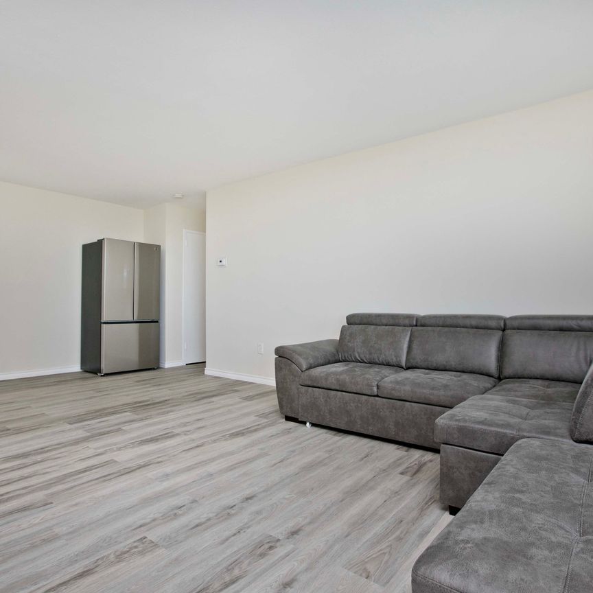 For Lease - 20 Forest Manor Road Unit# 702, Toronto, Ontario - Photo 1