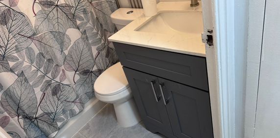 For Lease - 1176 Hamilton Road Unit# 203, London East, Ontario - Photo 2