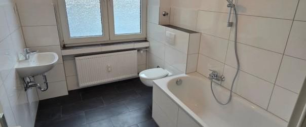 Frisch sanierte 3-Zimmer Wohnung in Düsseldorf Reisholz - Foto 1