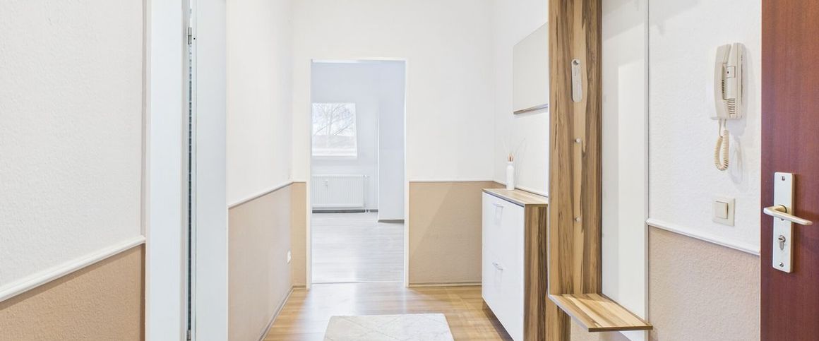 Dachgeschoss zur Miete - Photo 1