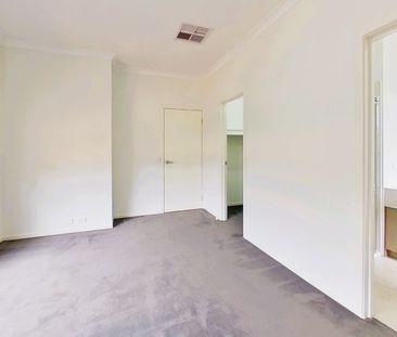 Great Family Home - Photo 3