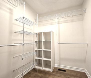 For Lease - 897 Caldwell Street, Newmarket, Ontario - Photo 3