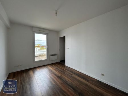 Location Appartement 2 pièces 51m² TRELAZE 49800 - Photo 2