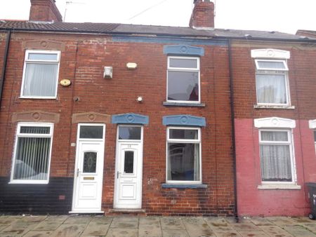 2 bedroom terraced house to rent - Photo 4