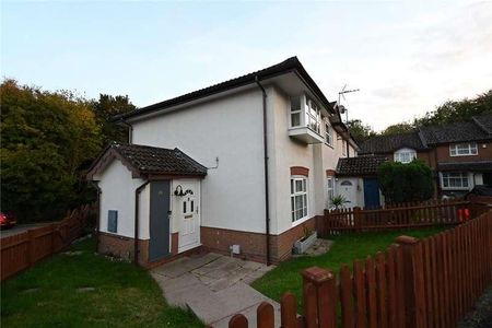 Constantine Way, Basingstoke, Hampshire, RG22 - Photo 3