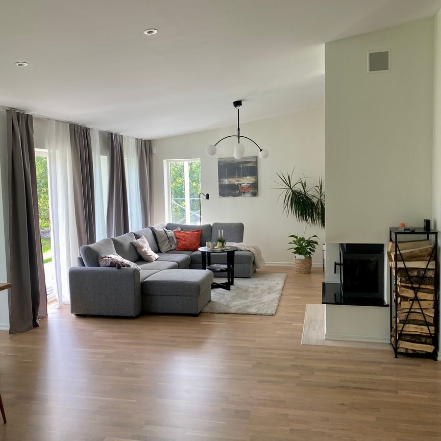 Benarebyvägen, Lindome - Foto 1