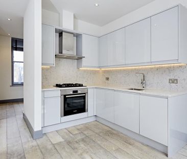 Studio to rent - Photo 2