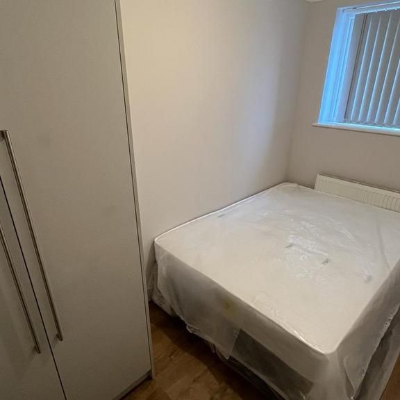 3 bedroom end of terrace house to rent - Photo 1