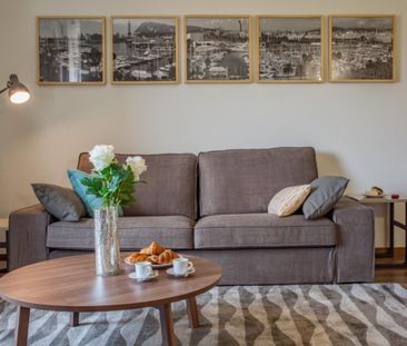 Apartamento de alquiler en El Raval - Photo 1