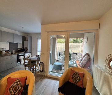 APPARTEMENT F2 DE 47m² REZ DE CHAUSSEE AVEC PETITE TERRASSE ET PARK... - Photo 1