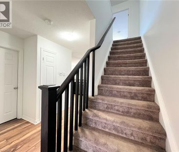 46 RENFREW Street, Kitchener, Ontario, N2R0G5 - Photo 3