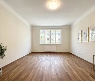 INVALIDENSTRASSE ++ VIER Zimmer mit FREIFLÄCHEN - Photo 1