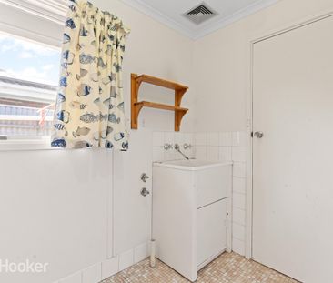 8 Hammond Avenue, Brahma Lodge SA 5109 - House For Rent | Domain - Photo 1