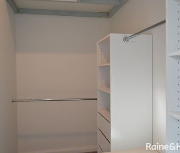 Charming 3-bedroom home - Photo 6