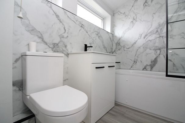 3 Bedroom Terraced House - Photo 1