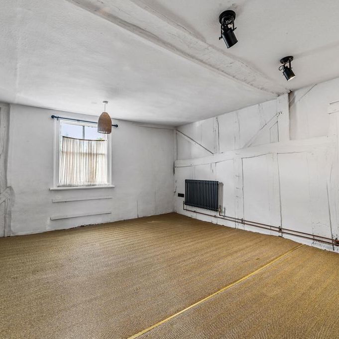 5 bedroom detached house to rent - Photo 1