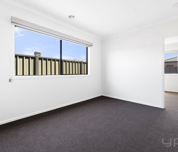 11 Halo Street, Tarneit - Photo 2