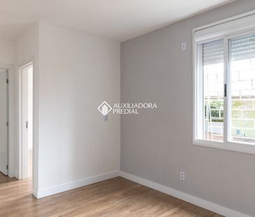 Apartamento com 2 quartos e 52m² para alugar em São Sebastião, Port... - Photo 1