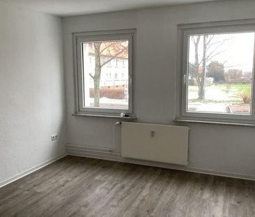 Renovierte 3-Zimmer-Wohnung im Erdgeschoss mit ca. 52,47 m² – sofor... - Photo 3