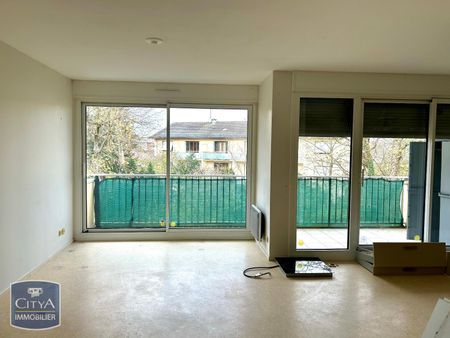 Location Appartement 3 pièces 68m² BOURG EN BRESSE 01000 - Photo 2