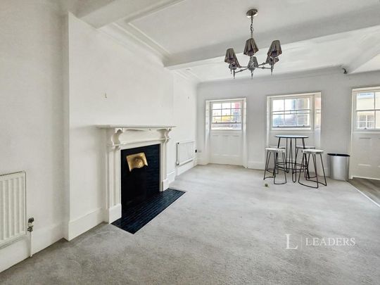 1 bedroom flat to rent - Photo 1