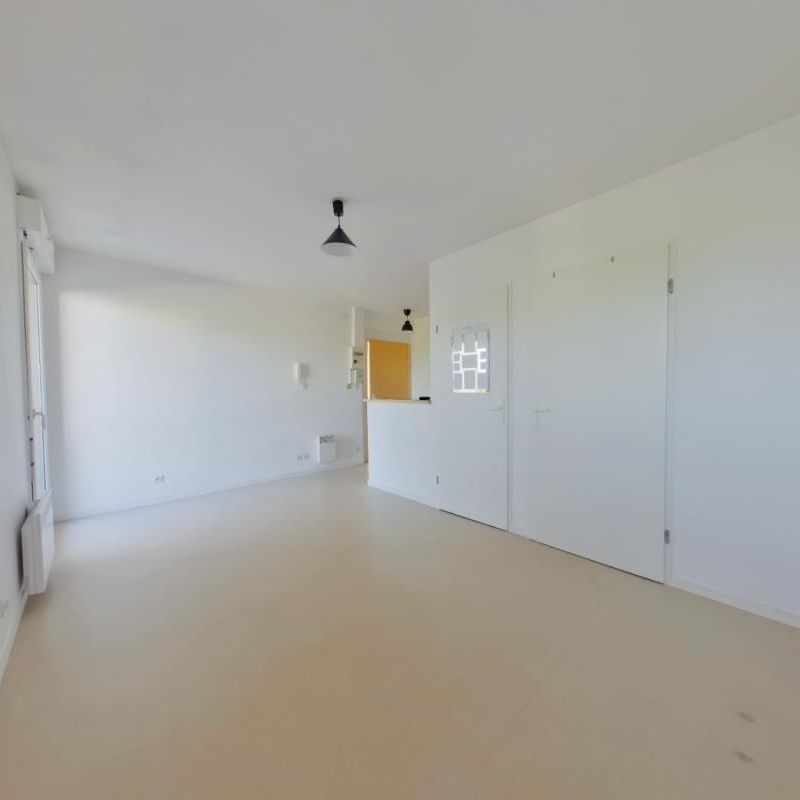 Location Appartement 1 pièce 21m² POITIERS 86000 - Photo 1