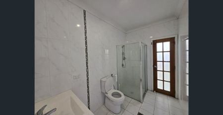 Super Central Location - Photo 2