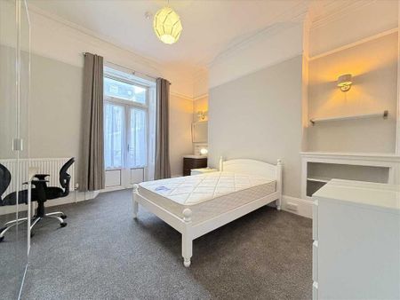 8 bedroom house share to rent - Photo 4
