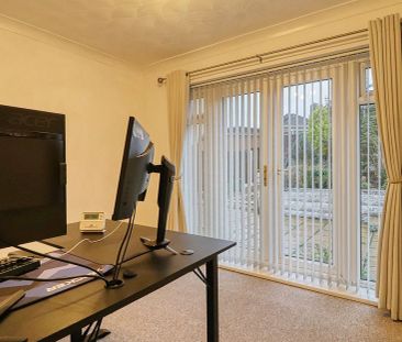 The Dales, Scunthorpe - Photo 5