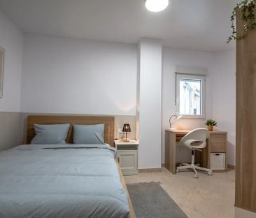 Carrer de Sueca, Valencia, Valencian Community 46006 - Photo 6