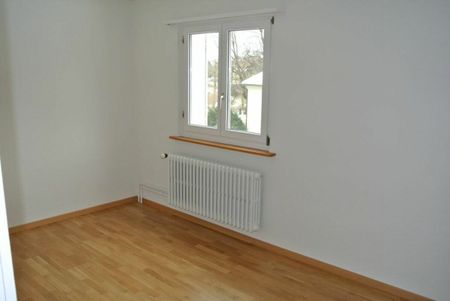 Zentral gelegene Wohnung in Zürich-Seebach - Photo 3