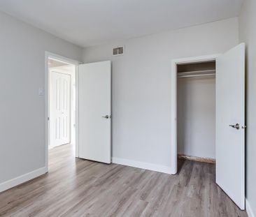 3 Bedroom - Photo 3
