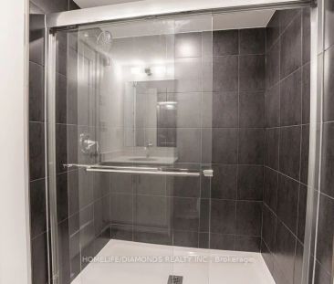 940 DAVID Street N #77 - Photo 1