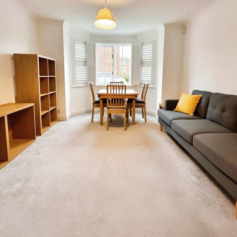 2 Bed Flat, Chervil Close, M14 - Photo 1