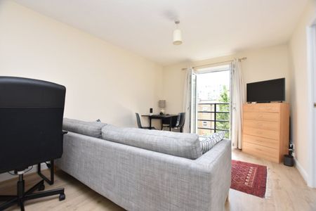 Glaisher Street, London, SE8 - Photo 2