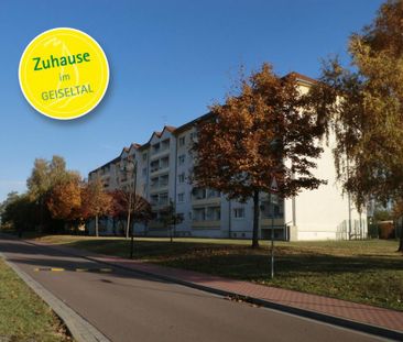 3-Raum-Wohnung mit Balkon - Erstbezug nach Sanierung - Photo 1