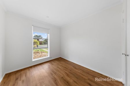 3 Nunniong Street, Werribee, VIC 3030 - Photo 4